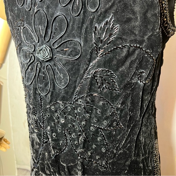 Vintage Rosoft Crushed Black Velvet Embroidered Floral Beaded Vest Size Medium - Picture 7 of 16